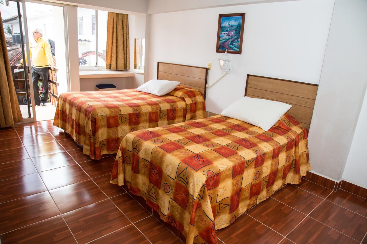 Hotel Symer Chignahuapan Kültér fotó